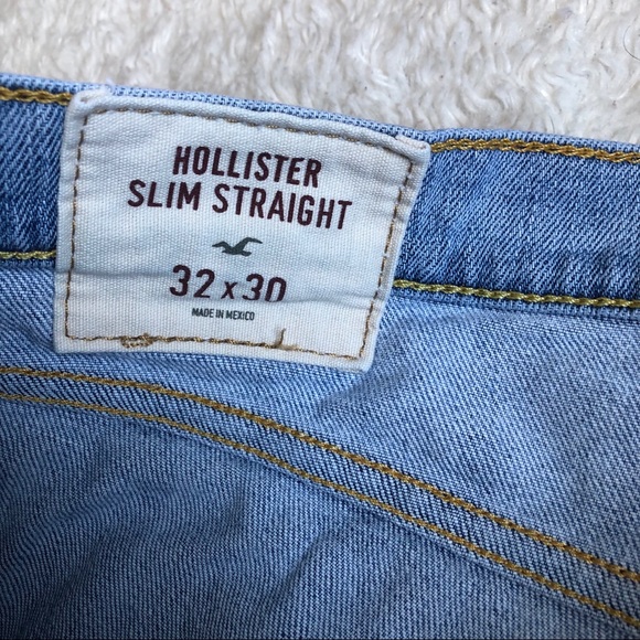 **SOLD** Hollister Slim Straight Distressed Jeans - Picture 4 of 7